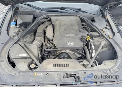 2015 Hyundai Genesis 3.8L z USA, uszkodzony, nr VIN KMHGN4JE4FU047448